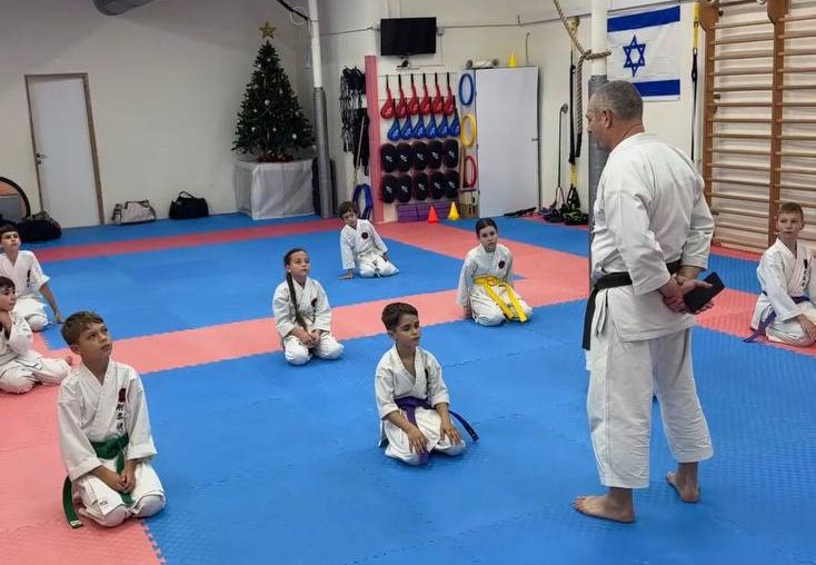 Тренировка по карате Okinawan Goju-Ryu в клубе Masaru Team